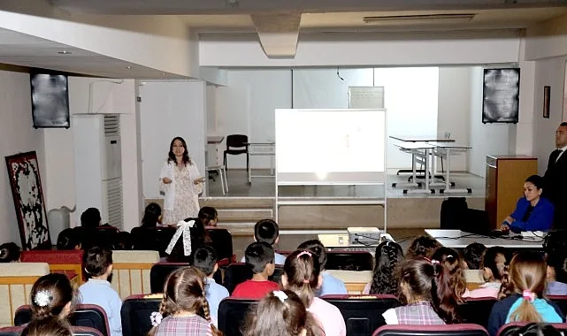Bayraklı’da 14 Okulda 2 Bin 200 Öğrenciye Hijyen Eğitimi