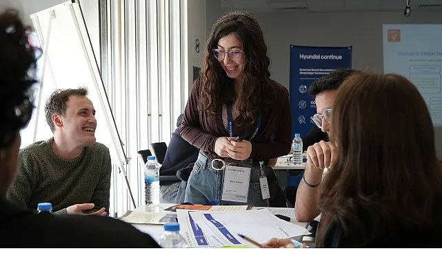 Hyundai Motor Türkiye ve Habitat Derneği’nden Gençlere Eşitlik Odaklı Design Jam Etkinliği.