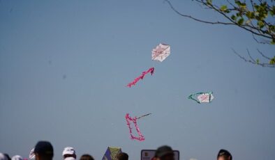 Edremit Belediyesi Geleneksel Uçurtma Şenliği yapıldı