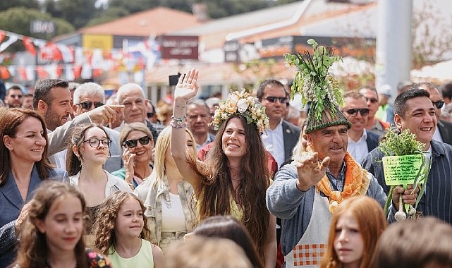 15. Uluslararası Alaçatı Ot Festivali yüz binlerce kişiyi ağırladı