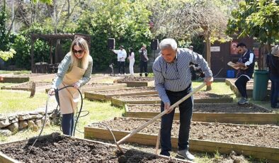 Kadıköy Bostanları’nda Yaz Dönemi Başladı