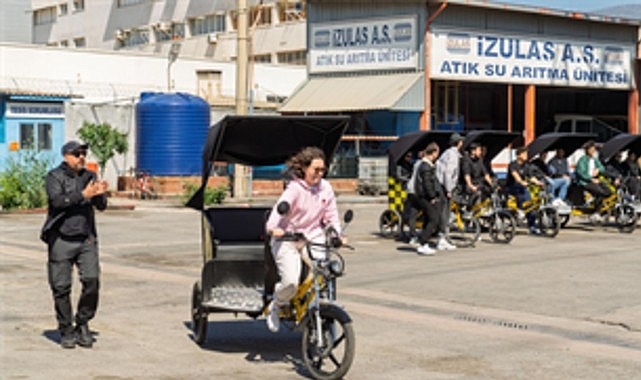 İzmir’de Bisicab dönemi başlıyor