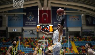 Konya Büyükşehir Play-Off Çeyrek Finalinde Avantajı Kaptı
