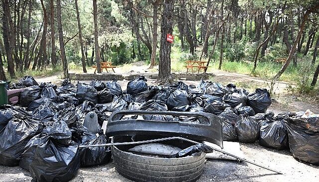 Çiftlik Park Mesire Alanı’nda Çevre İçin El Ele Verildi
